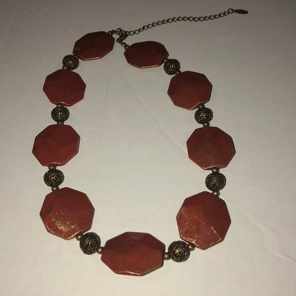 Pretty vintage necklace
